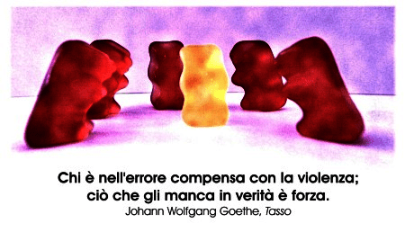 Dalle politiche economiche internazionali al popolo: siamo tutti forti coi deboli e deboli coi forti